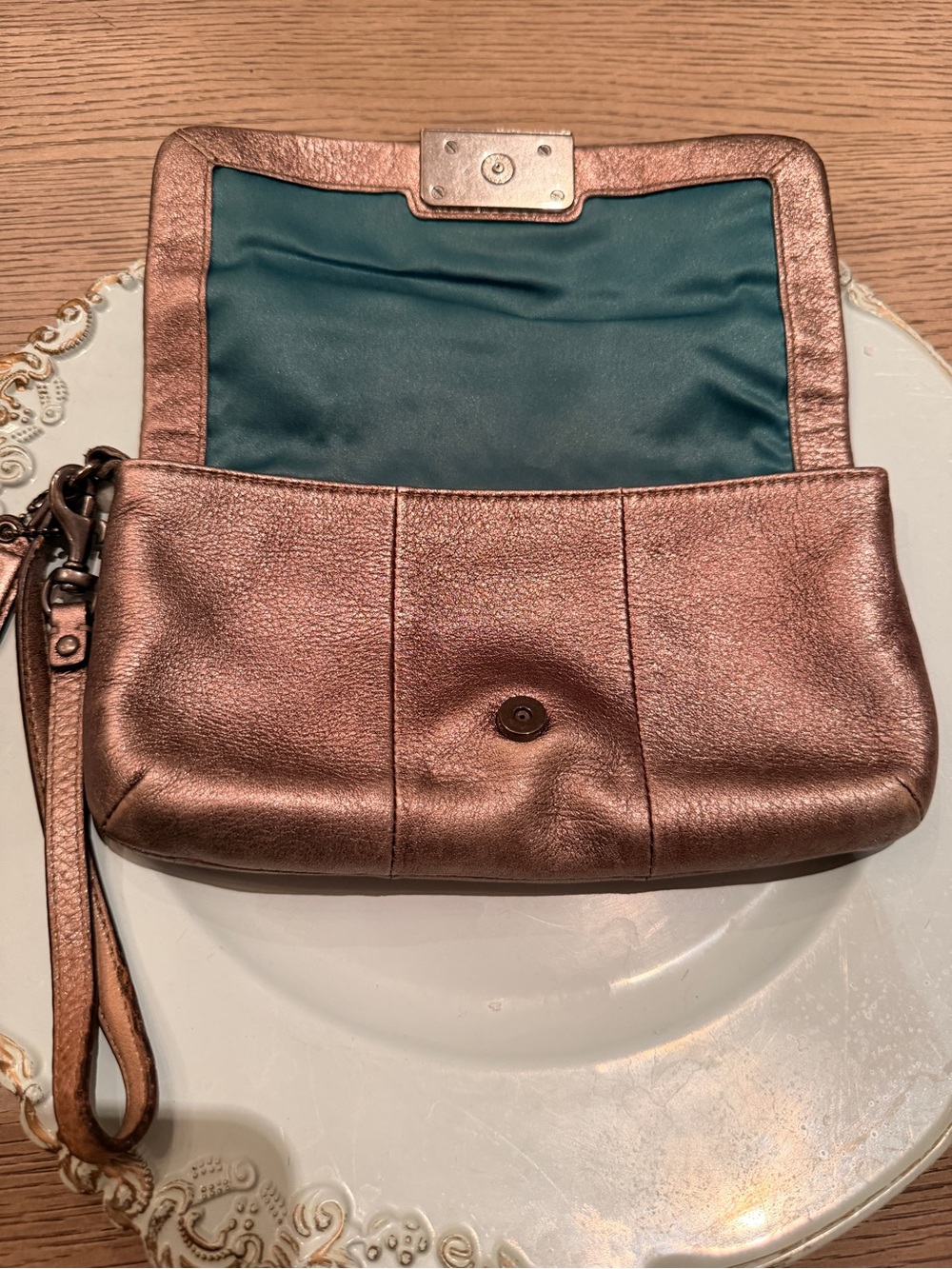 Y2K COACH Kristin Metallic Bronze Leather Flap Wristlet Clutch - Picture 4 of 11
